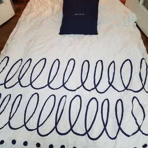 Kate Spade Twin XL Comforter and Pillow